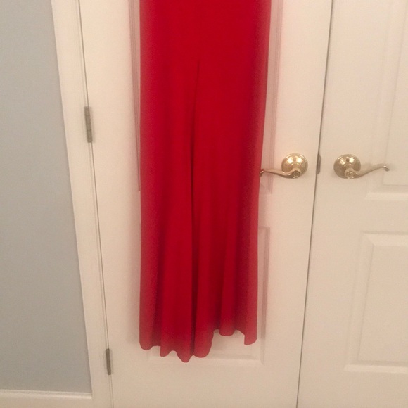 Evening gown - Picture 2 of 3